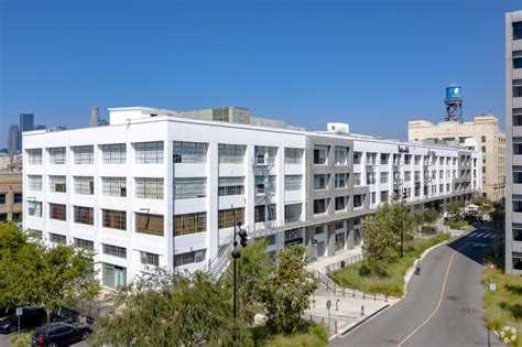 district 777|777 South Alameda Street, Los Angeles, CA Coworking Space.